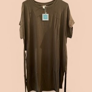 Hayden Olive Short Sleeve Blouse